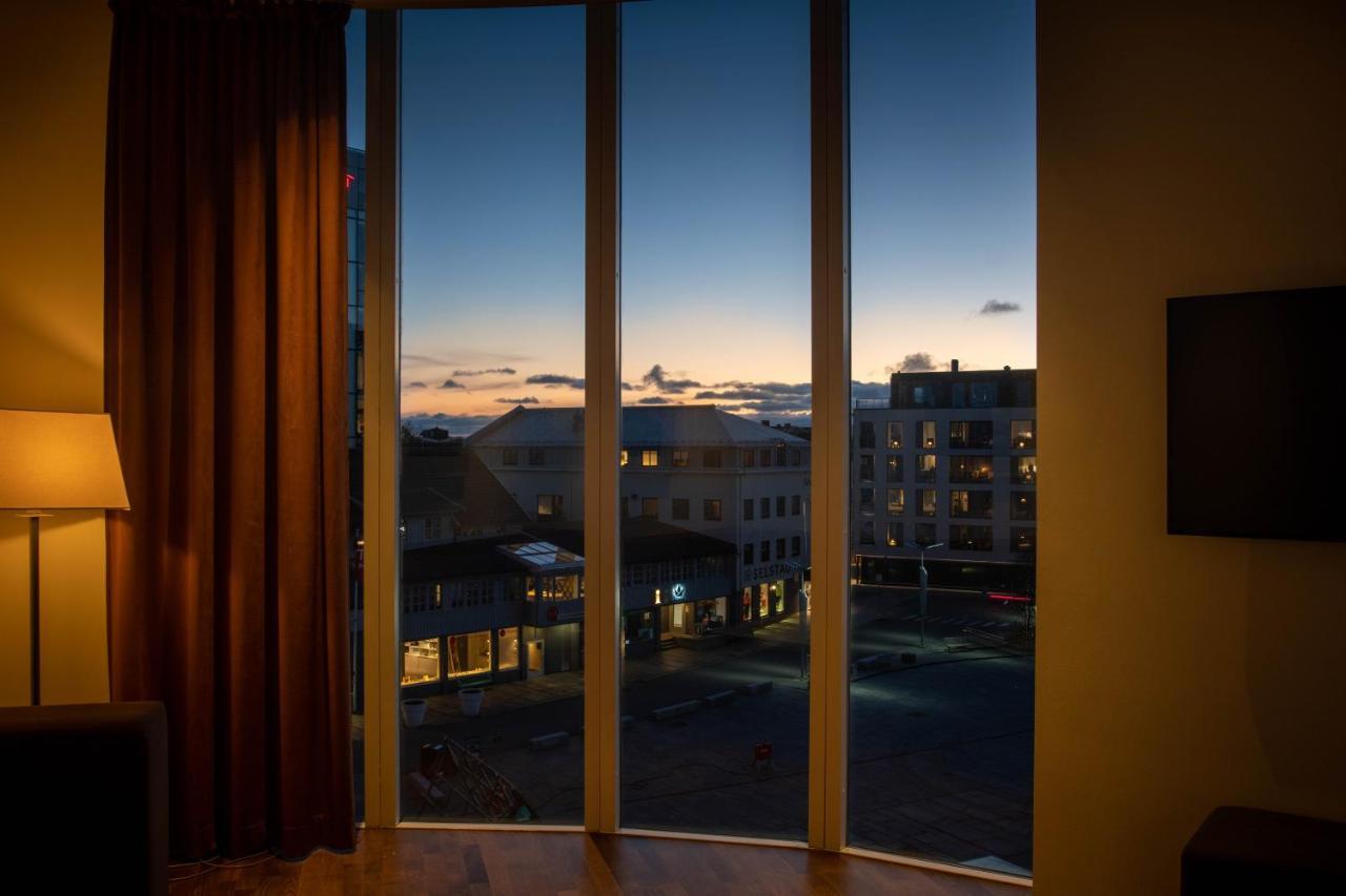 Nordis Apartments - Torget 21 Svolvaer Bagian luar foto