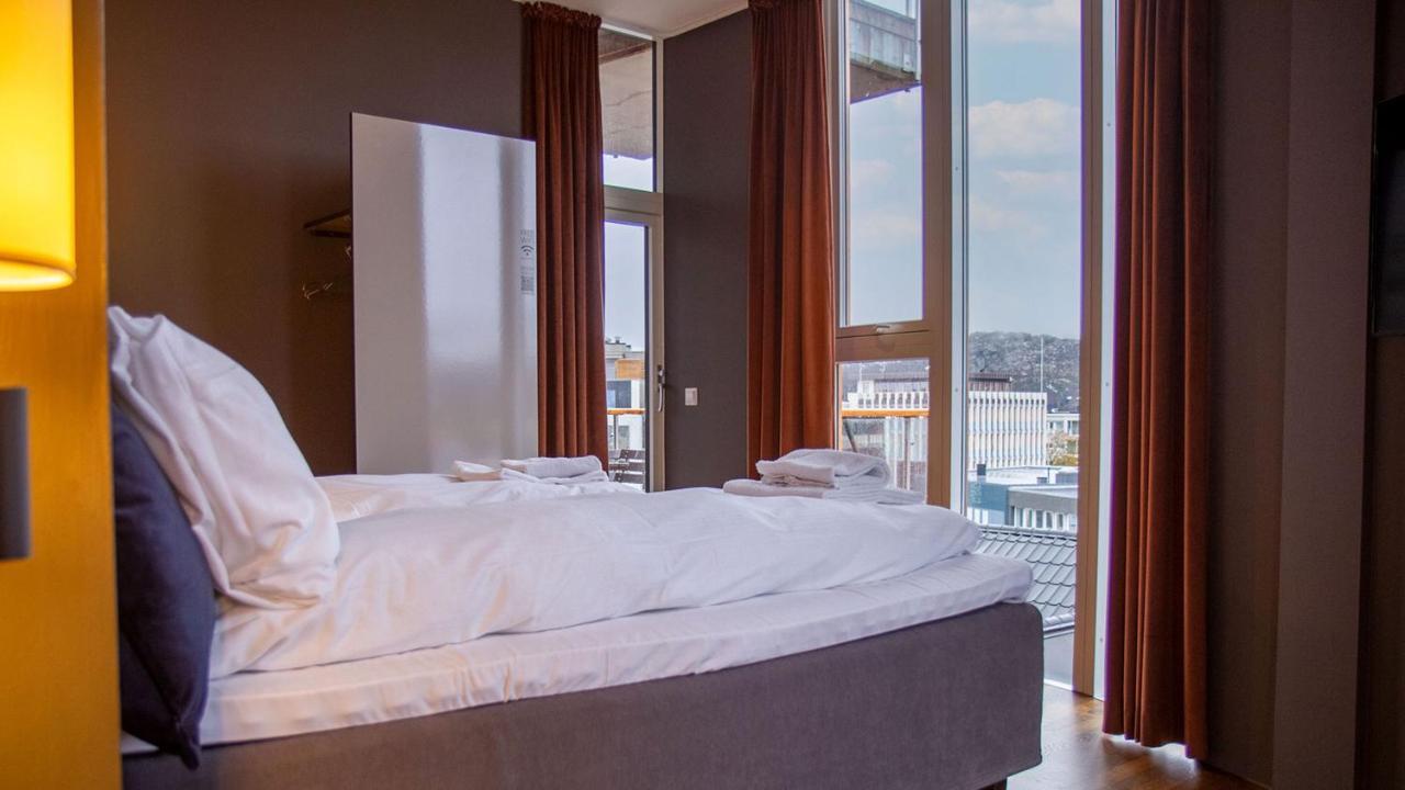 Nordis Apartments - Torget 21 Svolvaer Bagian luar foto