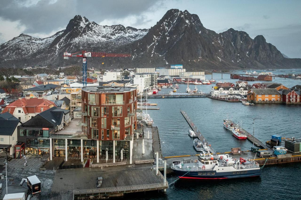 Nordis Apartments - Torget 21 Svolvaer Bagian luar foto